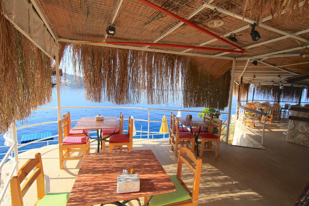 Caretta Hotel Kalkan Exterior foto