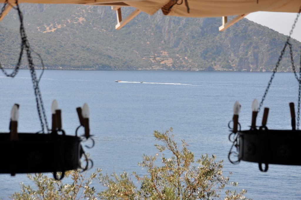 Caretta Hotel Kalkan Exterior foto